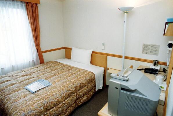 Toyoko Inn Okinawa Naha Kokusai-dori Miebashi-eki