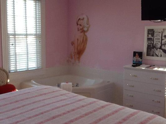 Summer Nites Bed & Breakfast