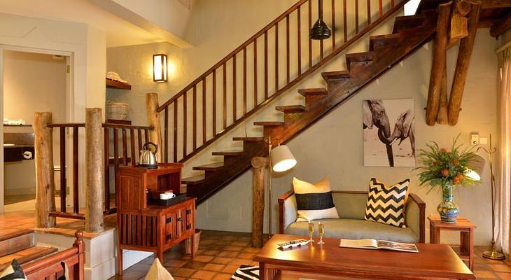 Victoria Falls Safari Lodge