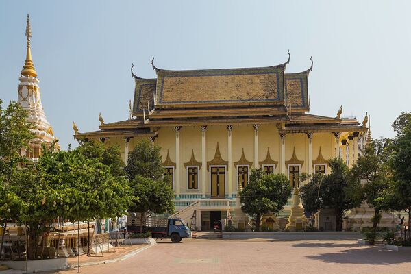 Wat Botum Park