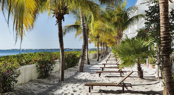 Parrot Key Hotel & Villas