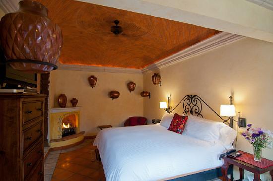 Antigua Capilla Bed and Breakfast