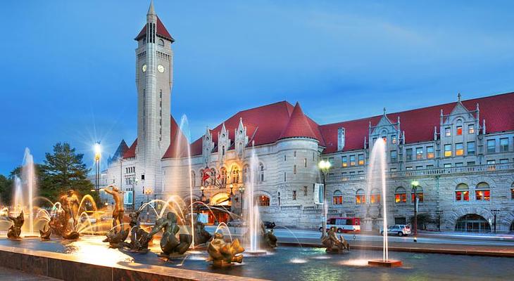 St. Louis Union Station Hotel, Curio Collection by Hilton