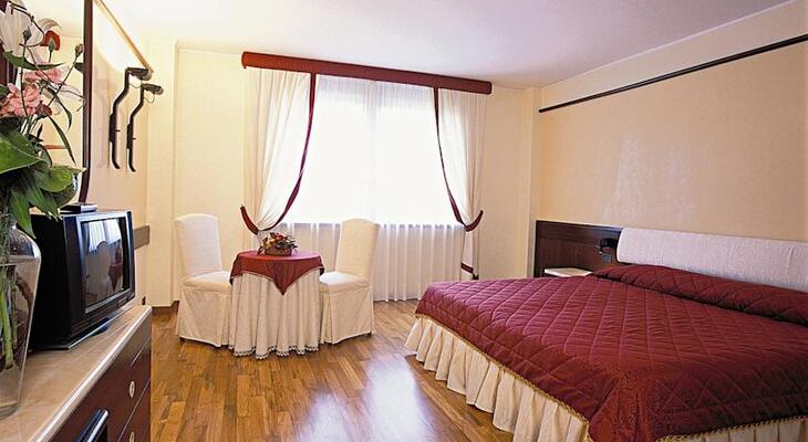 Hotel Leopardi