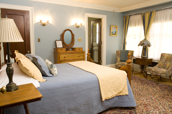Shafer Baillie Mansion Bed and Breakfast