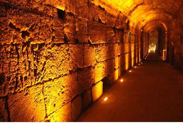 The Western Wall Tunnels