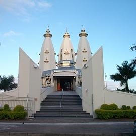 Sri Sri Radha Radhanath Temple