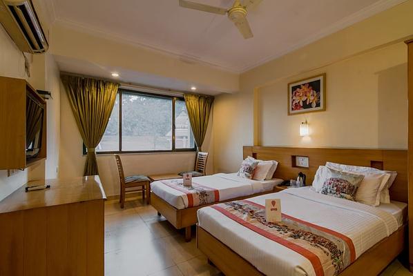 OYO 1152 Hotel Sun Inn