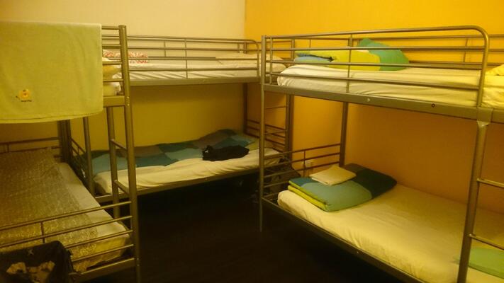 Eight Elephants & Dreaming Dragon Hostel