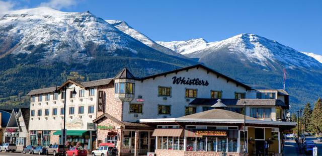 Whistlers Inn