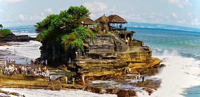 Tanah Lot Temple