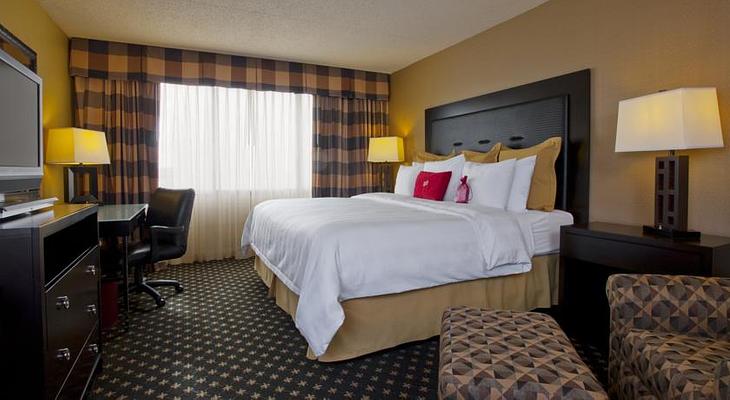 Crowne Plaza Indianapolis-Airport, an IHG Hotel