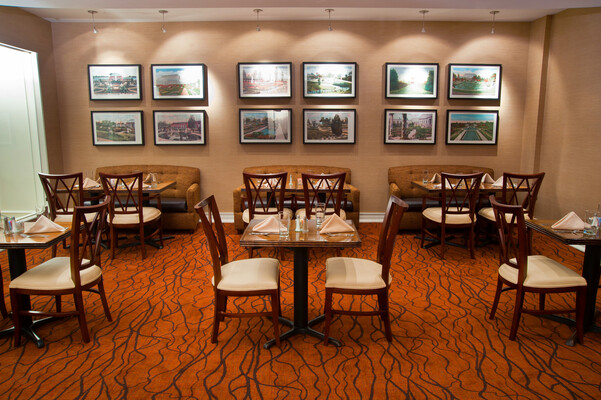 Sheraton Westport Chalet Hotel St. Louis