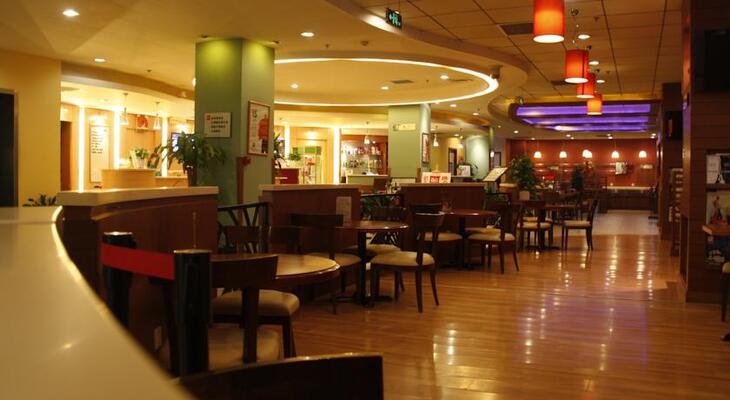 Chenggong International Hotel
