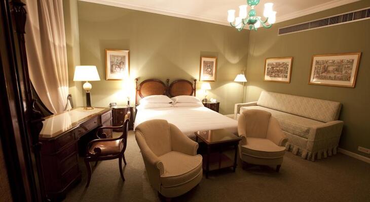 Hotel Palace
