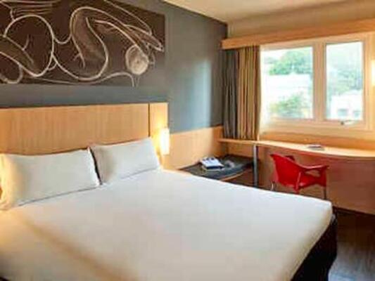 Ibis Curitiba Batel