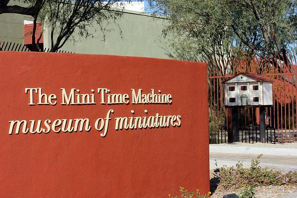 The Mini Time Machine Museum of Miniatures