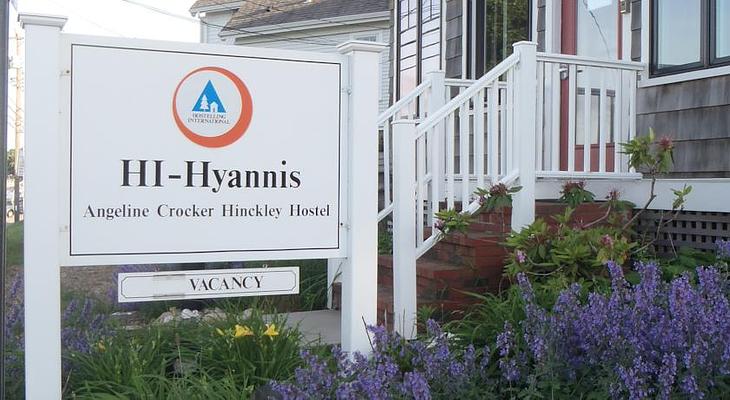 HI Hyannis Hostel