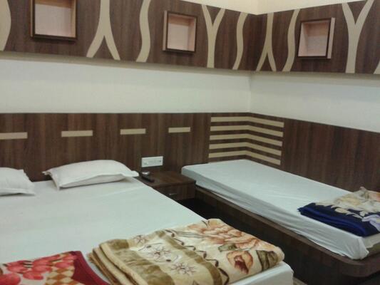 Hotel Neelam