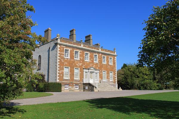 Newbridge House & Farm