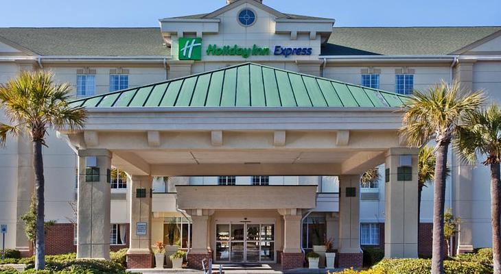 Holiday Inn Express Myrtle Beach-Broadway@The Beach, an IHG Hotel