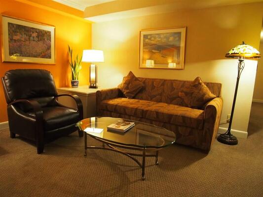 The Inn at Saratoga, Tapestry Collection by Hilton