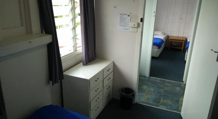 Cairns Girls Hostel