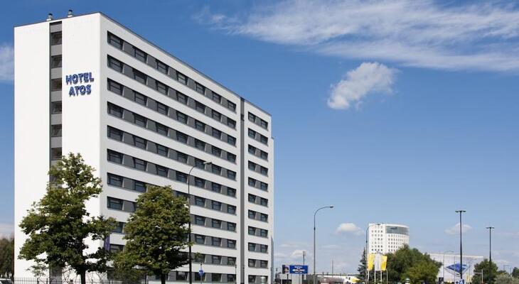 O3 Hotel & Hostel