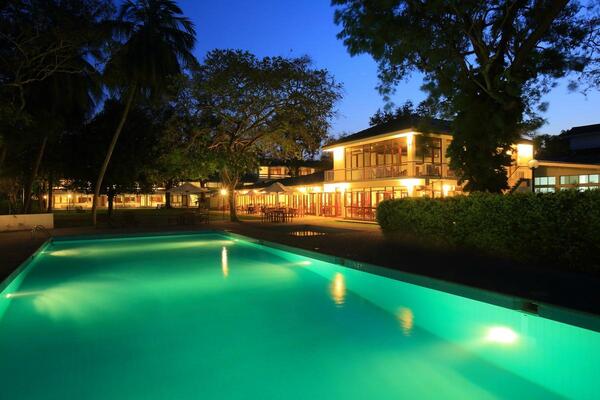 The Lakeside Hotel at Nuwarawewa