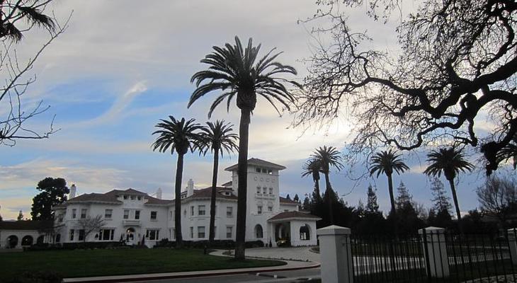 Hayes Mansion San Jose, Curio Collection by Hilton