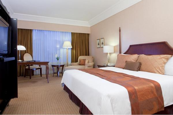 Crowne Plaza Jakarta Residences