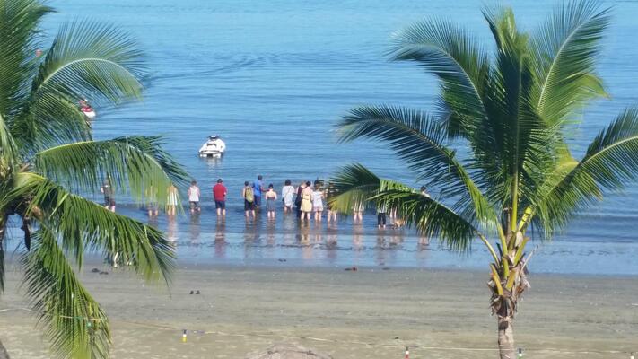 Smugglers Cove Beach Resort & Hotel