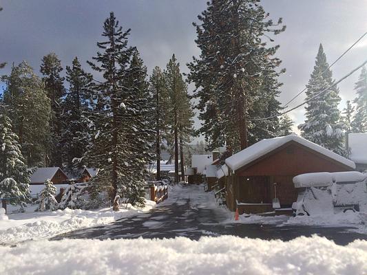 Christmas at Cedar Glen Lodge - Picture of Cedar Glen Lodge, Tahoe Vista -  Tripadvisor