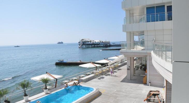 Sanremo Hotel by Undersun