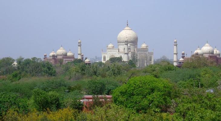 Hotel Taj Plaza