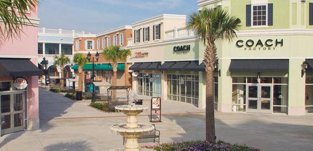 DoubleTree by Hilton Hotel & Suites Charleston Airport