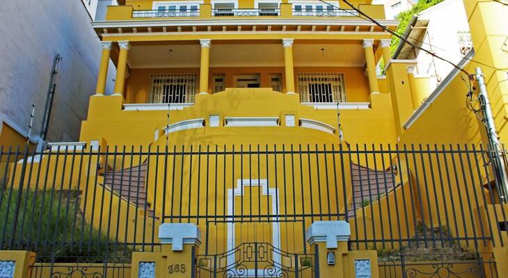 Samba Rooms Hostel