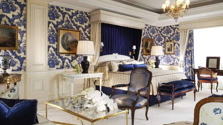 Four Seasons Hotel George V, Paris