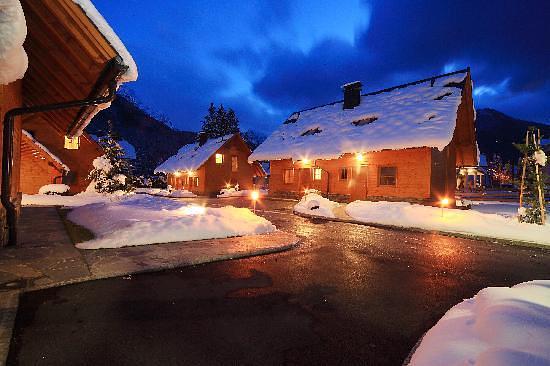 Kronau Chalet Resort