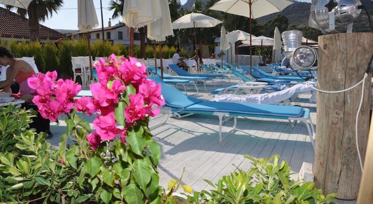 Sufi Hotel