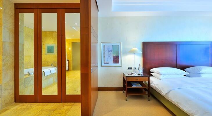 Regent Warsaw Hotel