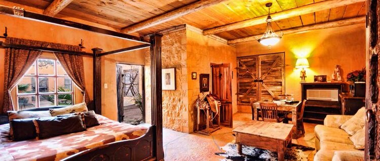 Trois Estate