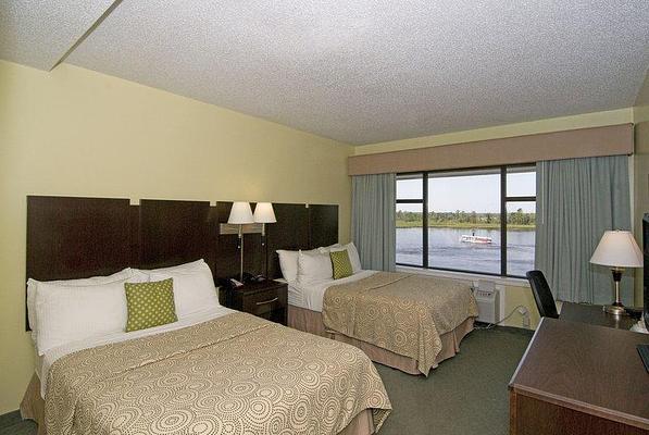 Best Western Plus Coastline Inn