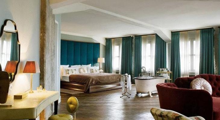 Soho House Berlin vs SO/ Berlin Das Stue | Tripexpert