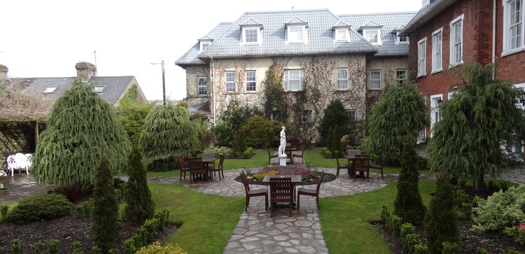 Hayfield Manor Hotel
