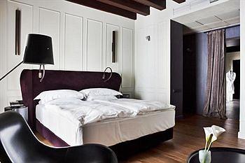 Coolrooms Palacio De Villapanes 5 Gl