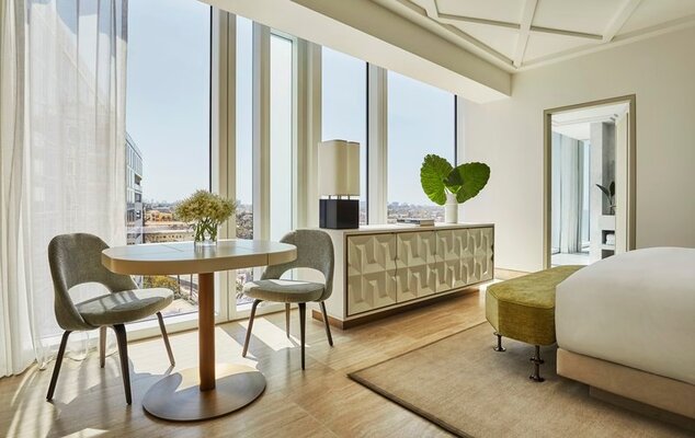 Four Seasons Hotel at The Surf Club, Surfside, Florida