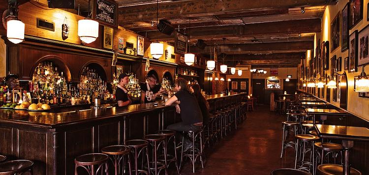 Earl's Juke Joint