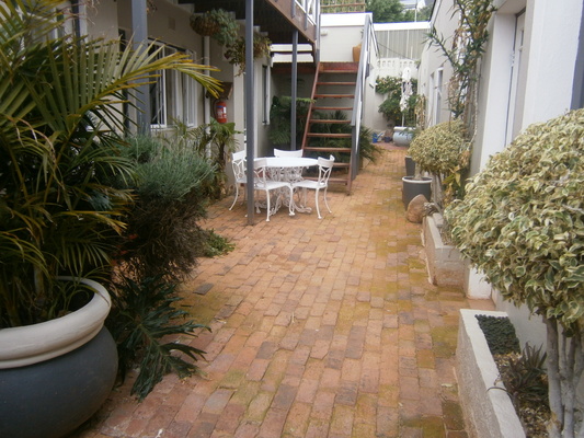 Boulders Beach Lodge