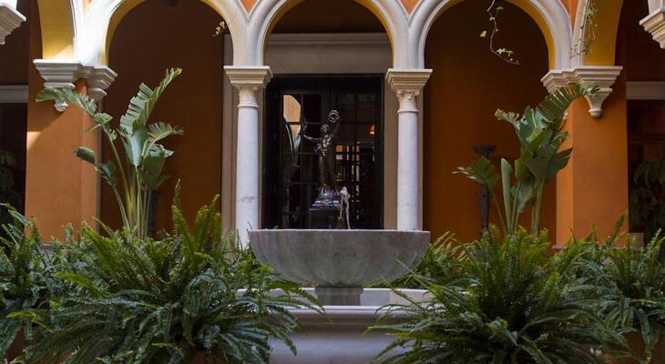 Boutique Hotel Casa del Poeta